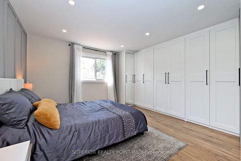 Photo 8 at 150 Mathewson Street N, Maple, Vaughan