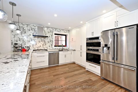 Photo 25 at 150 Mathewson Street N, Maple, Vaughan