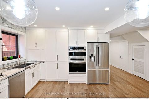 Photo 30 at 150 Mathewson Street N, Maple, Vaughan