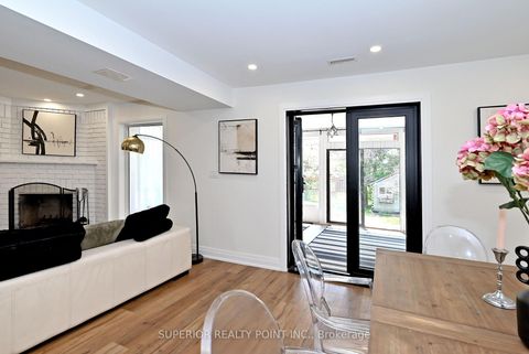 Photo 32 at 150 Mathewson Street N, Maple, Vaughan