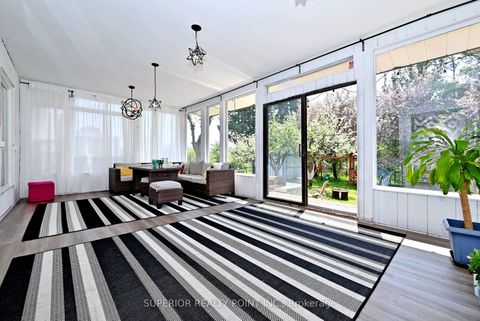 Photo 33 at 150 Mathewson Street N, Maple, Vaughan