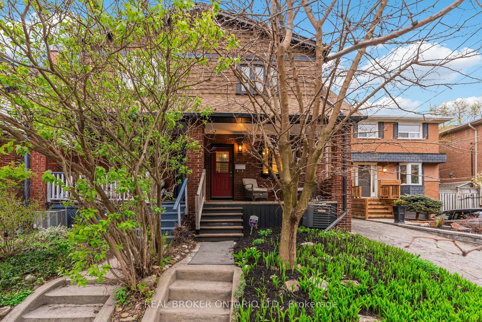 136 Blantyre Avenue, The Beaches, Toronto 