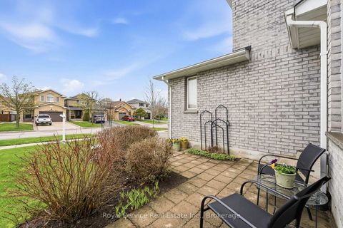 Photo 2 at 116 Avondale Drive, Courtice, Clarington