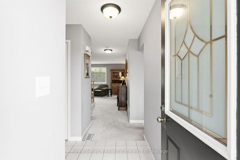 Photo 4 at 116 Avondale Drive, Courtice, Clarington