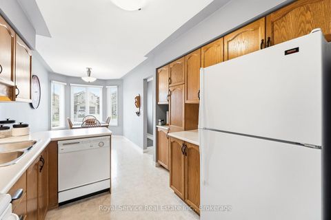 Photo 14 at 116 Avondale Drive, Courtice, Clarington