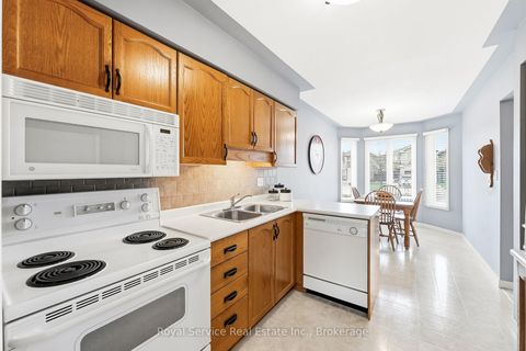 Photo 15 at 116 Avondale Drive, Courtice, Clarington