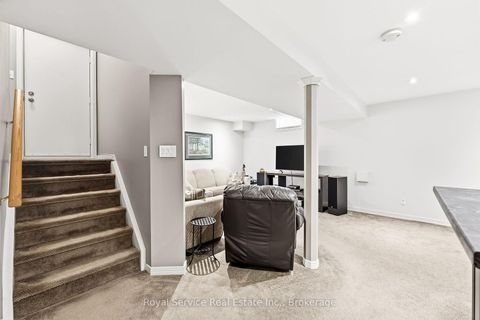 Photo 32 at 116 Avondale Drive, Courtice, Clarington