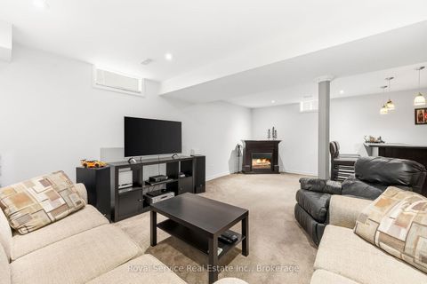 Photo 34 at 116 Avondale Drive, Courtice, Clarington