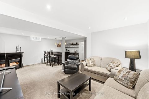 Photo 35 at 116 Avondale Drive, Courtice, Clarington