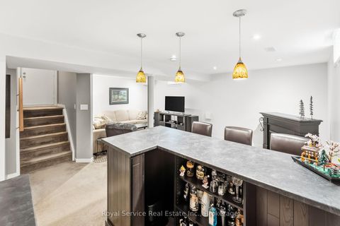 Photo 40 at 116 Avondale Drive, Courtice, Clarington
