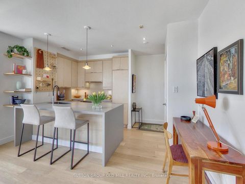Photo 11 at 712 - 2495 Dundas Street W, High Park North, Toronto