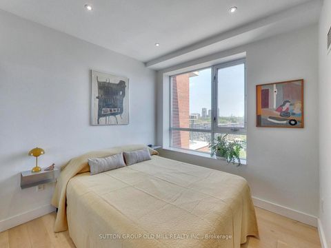 Photo 19 at 712 - 2495 Dundas Street W, High Park North, Toronto