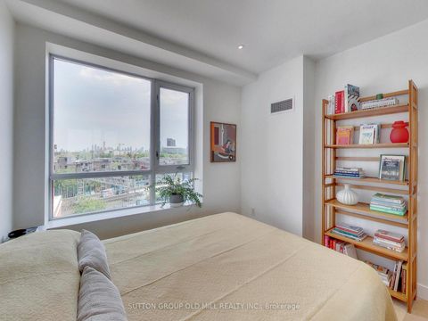 Photo 20 at 712 - 2495 Dundas Street W, High Park North, Toronto