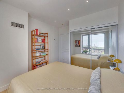 Photo 21 at 712 - 2495 Dundas Street W, High Park North, Toronto