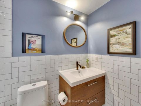 Photo 23 at 712 - 2495 Dundas Street W, High Park North, Toronto
