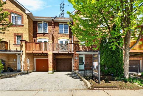Photo 1 at 37 - 2 Hedge End Road, Rouge E11, Toronto