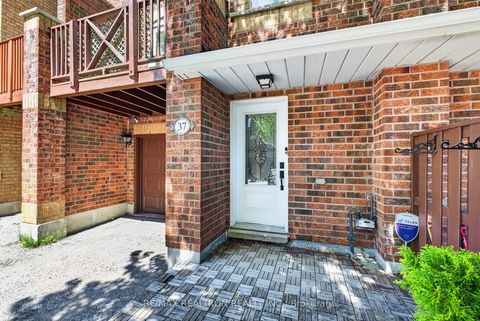 Photo 2 at 37 - 2 Hedge End Road, Rouge E11, Toronto