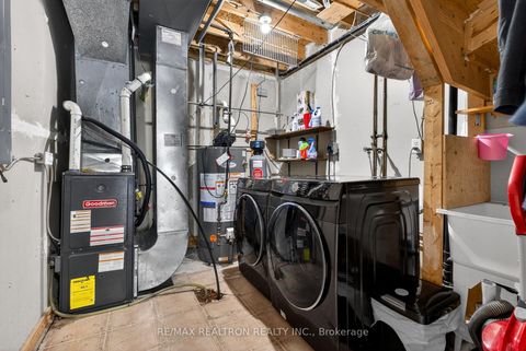 Photo 6 at 37 - 2 Hedge End Road, Rouge E11, Toronto