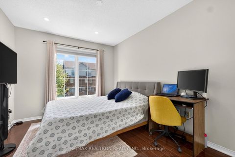 Photo 22 at 37 - 2 Hedge End Road, Rouge E11, Toronto