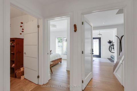 Photo 20 at 84 Edith Drive, Eglinton, Toronto