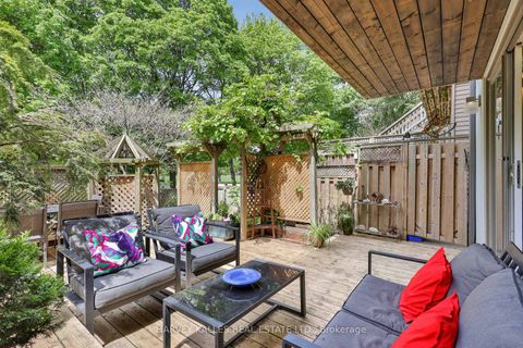 Photo 39 at 84 Edith Drive, Eglinton, Toronto