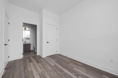 Photo 19 at 128 - 2075 King Road, King City, King