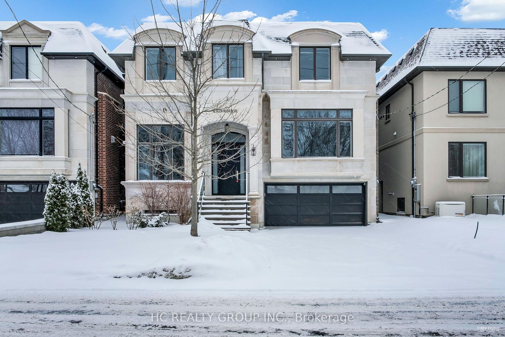 92 Glen Rush Boulevard, Nortown, Toronto photo number 2