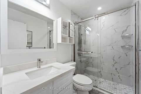 Photo 10 at 6 Windy Golfway Way, Flemingdon Park, Toronto