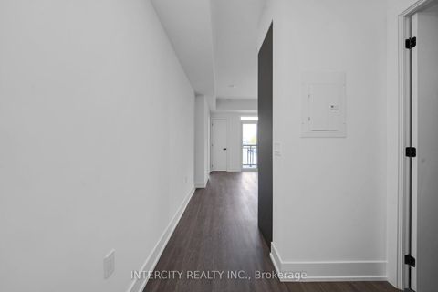 Photo 9 at 215 - 2075 King Road, King City, King