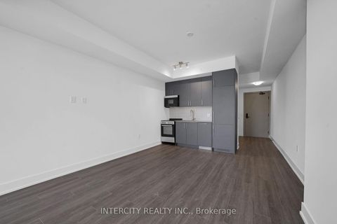 Photo 11 at 215 - 2075 King Road, King City, King