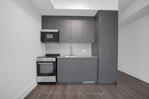 Photo 13 at 215 - 2075 King Road, King City, King