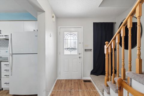 Photo 1 at 95 Vail Meadows Crescent, Bowmanville, Clarington