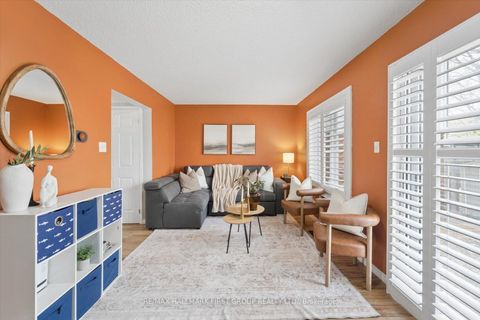 Photo 4 at 95 Vail Meadows Crescent, Bowmanville, Clarington