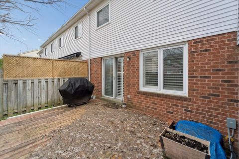 Photo 20 at 95 Vail Meadows Crescent, Bowmanville, Clarington