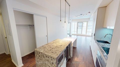 Photo 2 at 4407 - 1 BLOOR Street E, Yonge Corridor, Toronto