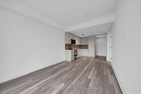 Photo 14 at 316 - 2075 King Road, King City, King