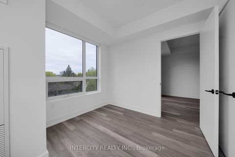 Photo 18 at 316 - 2075 King Road, King City, King