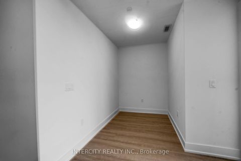 Photo 9 at 321 - 2075 King Road, King City, King
