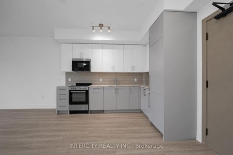 Photo 12 at 321 - 2075 King Road, King City, King