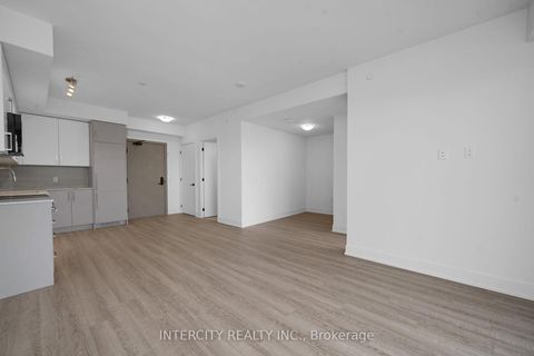 Photo 17 at 321 - 2075 King Road, King City, King