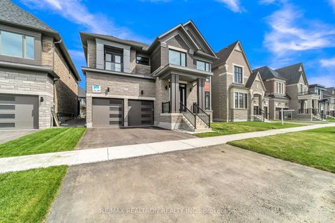Photo 1 at 8 Saxby Farm Avenue, King City, King
