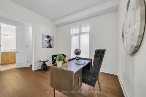 Photo 14 at 8 Saxby Farm Avenue, King City, King