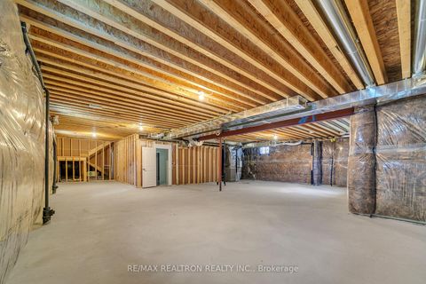 Photo 42 at 8 Saxby Farm Avenue, King City, King