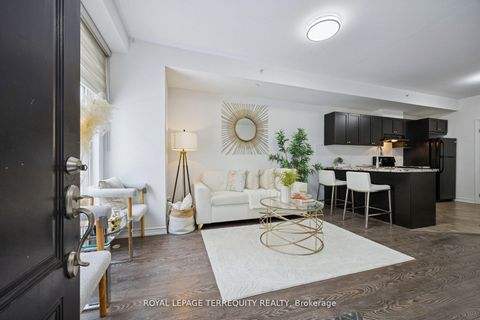 Photo 3 at Th27 - 39 Drewry Avenue, Newtonbrook West, Toronto