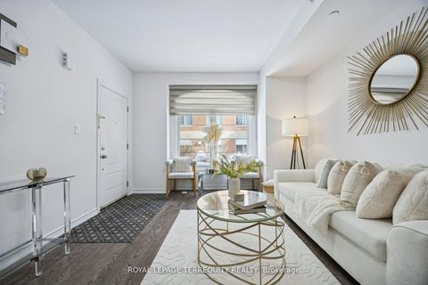 Photo 7 at Th27 - 39 Drewry Avenue, Newtonbrook West, Toronto
