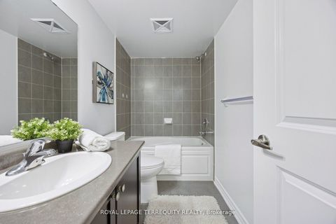 Photo 35 at Th27 - 39 Drewry Avenue, Newtonbrook West, Toronto
