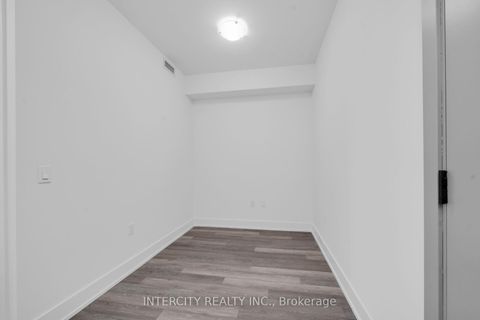 Photo 9 at 327 - 2075 King Road, King City, King