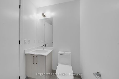 Photo 19 at 333 - 2075 King Road, King City, King