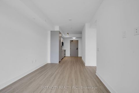 Photo 18 at 431 - 2075 King Road, King City, King