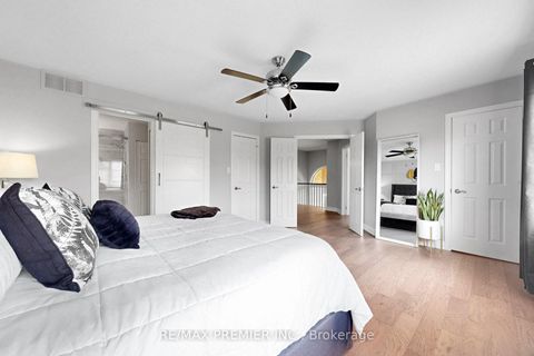 Photo 19 at 124 Kingsview Drive, Vellore Village, Vaughan